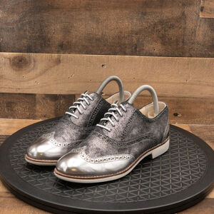 COLE HAAN ORIGINALGRAND WINGTIPS WOMENS SHOES SILVER METALLIC LACE UP SIZE 7B
